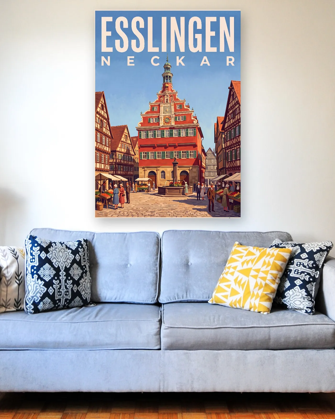 Esslingen-Poster mit dem Motiv Altes Rathaus im malerischen Stil über einem hellblauen Sofa