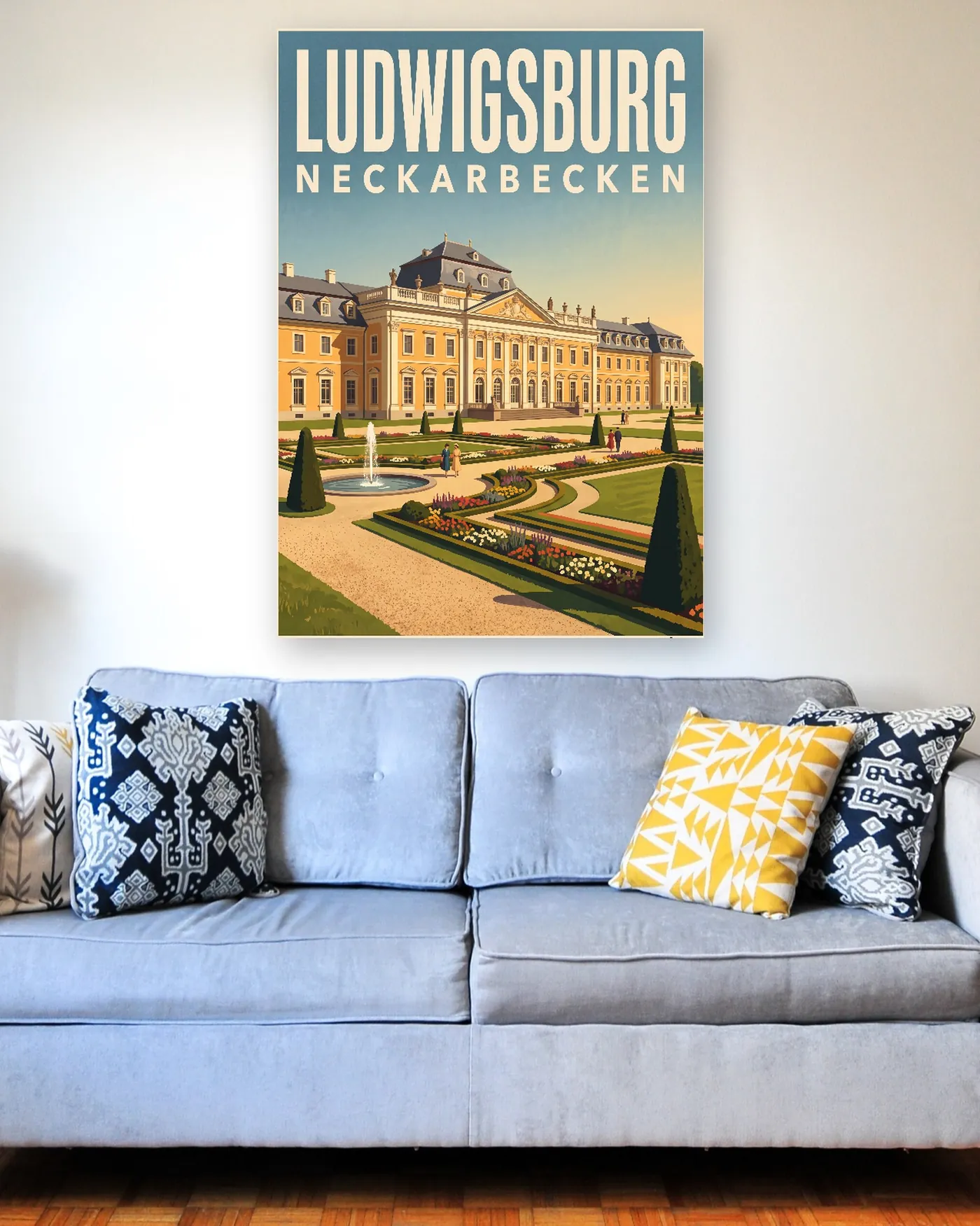 Ludwigsburg-Poster mit dem Motiv Residenzschloss im malerischen Stil über einem hellblauen Sofa